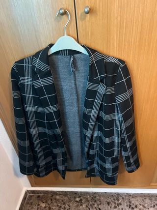 Abrigo largo de punto rosa