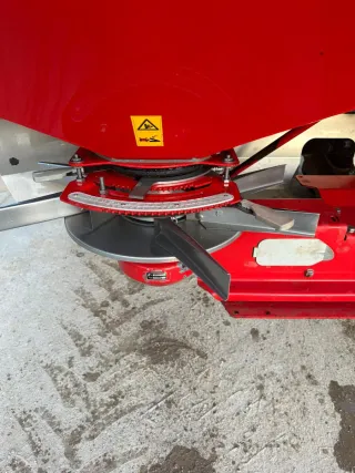 Abonadora Kverneland Exacta-HL