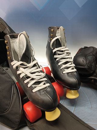 Patines 4 ruedas Jack London modelo artistico, talla 40 ( tambien 39) + protecciones y bolsa