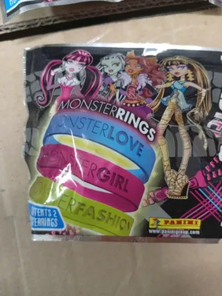 3 Paquetes de Pulseras Monster High