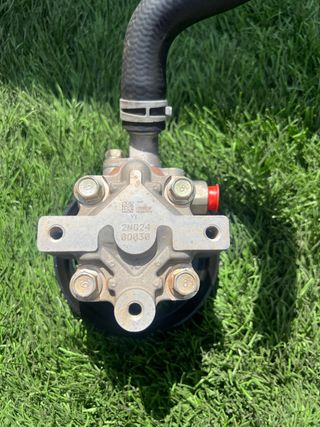 Bomba Dirección Opel Insignia 55563329