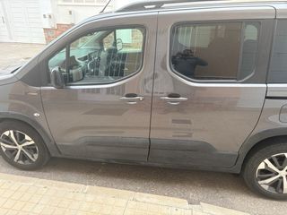 Peugeot riffter 130cv automática modelo gt line