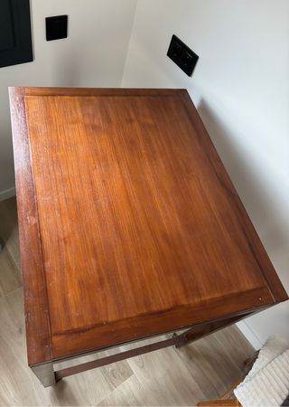 Mesa Alta Madera con Ruedas