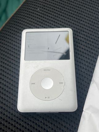iPod Classic 120GB Plata