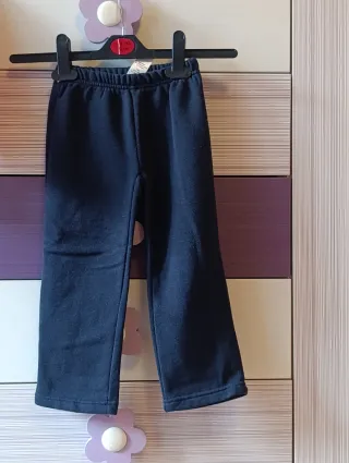 Conjunto deportivo niña