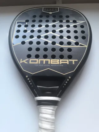 Pala Kombat Ultimate Edition Negra