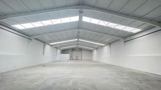 Nave industrial en alquiler en Polígonos - Recinto Ferial Cortijo de Torres en Málaga