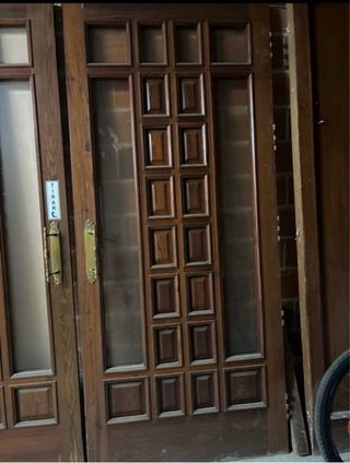 Puertas de madera con cristal