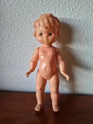 Muñeca antigua años 60