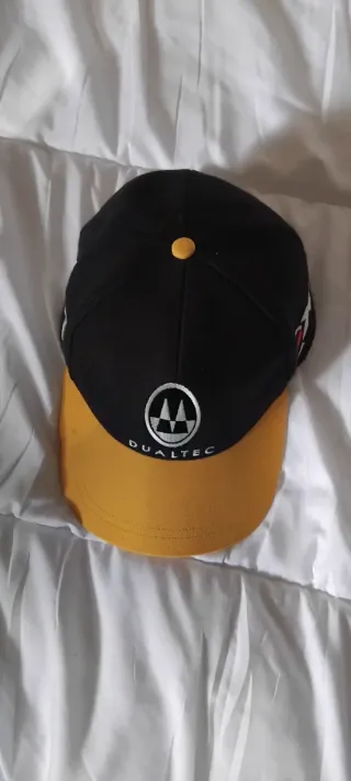 Gorra ROSSIGNOL negra y amarilla