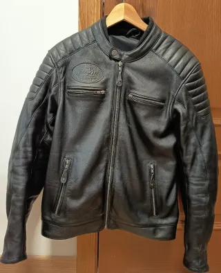 Chaqueta de cuero John Doe Negra