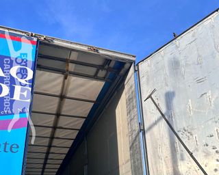 SEMIRREMOLQUE TAULINER LONA