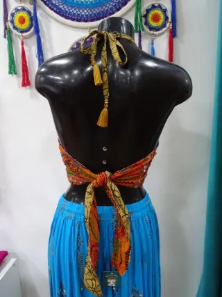 Top reversible artesanal bordado con lentejuelas