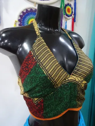 Top reversible artesanal bordado con lentejuelas