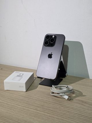 iPhone 15 Pro  Negro/Gris