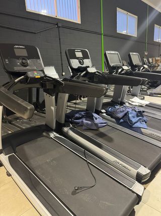 Cinta de Correr Life Fitness Discover