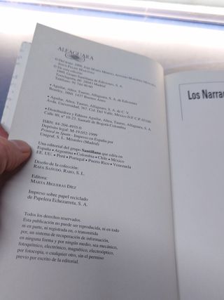 NOVELA, LOS NARRADORES CAUTIVOS - Varios Autores - 1999. Alfaguara Serie Roja
