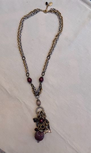 Collar bisutería eslabones y cuentas moradas