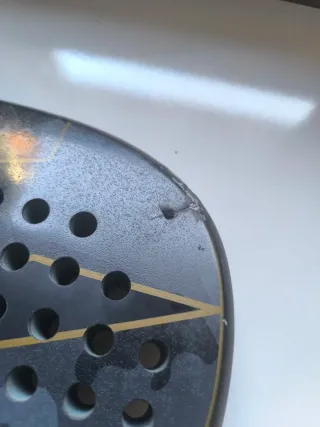 Pala de pádel Kombat Black Edition