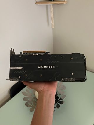 Tarjeta Gráfica Gigabyte RX 5700 XT