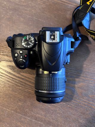 Nikon D3400 - Como Nova