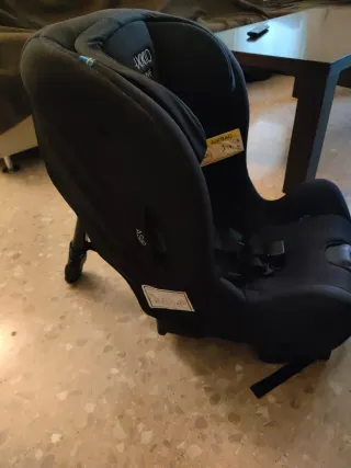 Silla de coche Axxkid Move negra