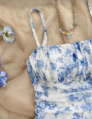 Vestido floral verano vacaciones