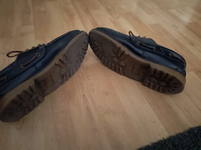 Zapatos náuticos de piel azul marino