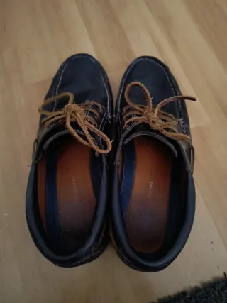 Zapatos náuticos de piel azul marino