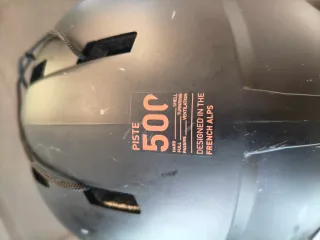 Casco y guantes esquí niño