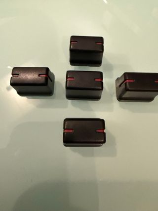 Set 5x Tappi Fader ROSSI per Mixer