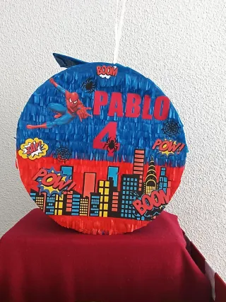 Piñata Spiderman Personalizada (33 cm)