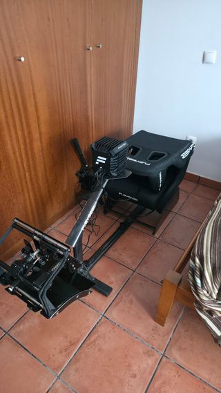 Playseat Evo Pro + Seat Slider + Suporte de Caixa