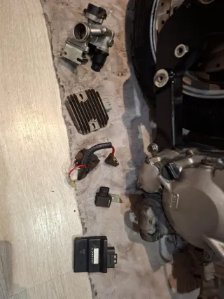 Motor Suzuki Burgman 200