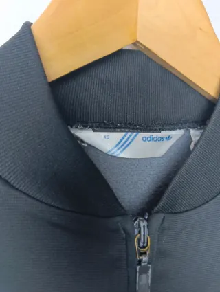 Chaqueta Adidas Superstar Vintage Negra Blanca