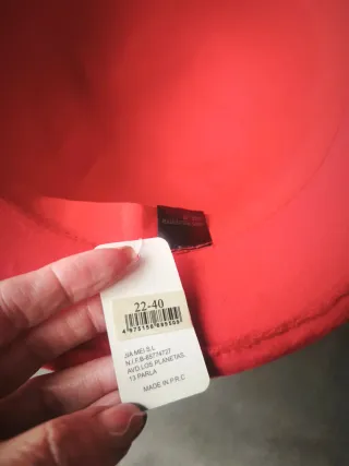 Gorro de paño rojo Nuevo