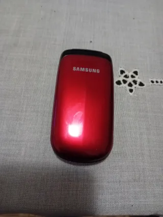 Samsung GT-E150I rosso