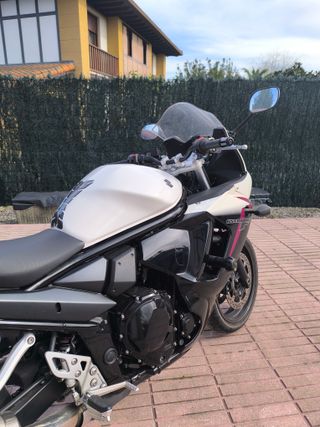 Suzuki GSX650F 9000 km