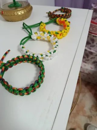 Pulseras Paracord en forma de flor