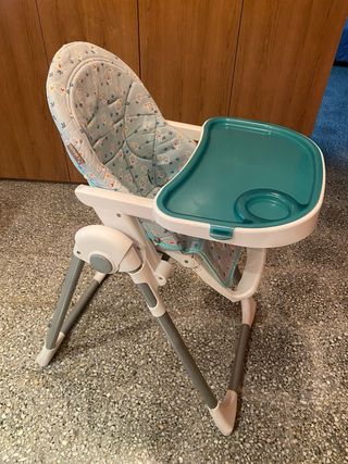 Trona para bebé con bandeja