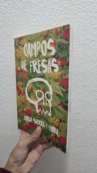 Campos de fresas (Spanish Edition)