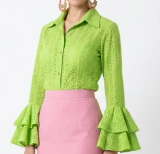 Camisa flamenca verde troquelada