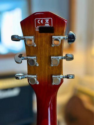 Sire H7 Larry Carlton Guitarra Sunburst