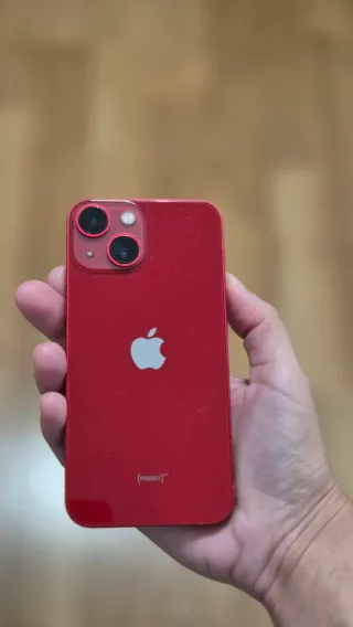 iPhone 13 mini rojo