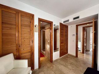 Casa pareada en venta en Nueva Andalucía centro en Marbella