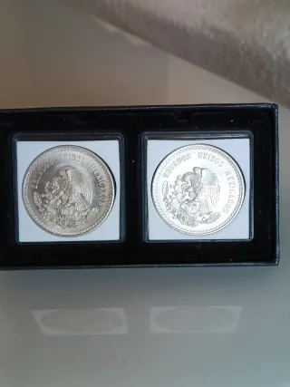 Lote 2 Monedas 5 Pesos México 1948