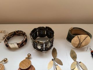 Lote Bisutería Pendientes y Pulseras