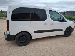 Peugeot Partner 2012