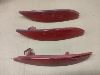 3 Reflectores traseros Megane 3 (deteriorados)