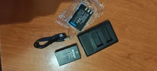2 Batterie Nikon EN-EL9 e Caricatore